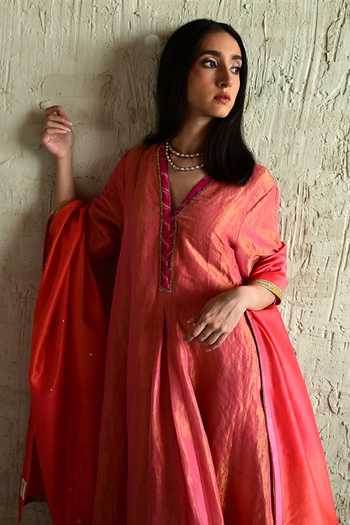 Buy_Shorshe Clothing_Pink Tissue V-neck Embroidered Long Tunic 