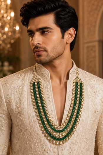 Buy_Vivinia By Vidhi Mehra_Emerald Green Beaded Kundan Layered Mala _at_Aza_Fashions