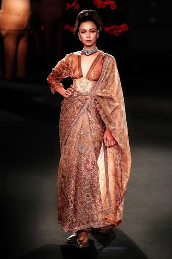 Buy_RI.Ritu Kumar_Peach Silk V-neck Patchwork Embroidered Saree With Blouse _Online_at_Aza_Fashions