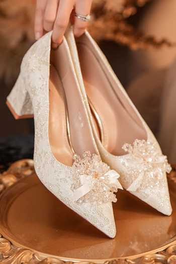 Buy_Ozzaro_Gold Phulkari Pointed Toe Block Heels _at_Aza_Fashions