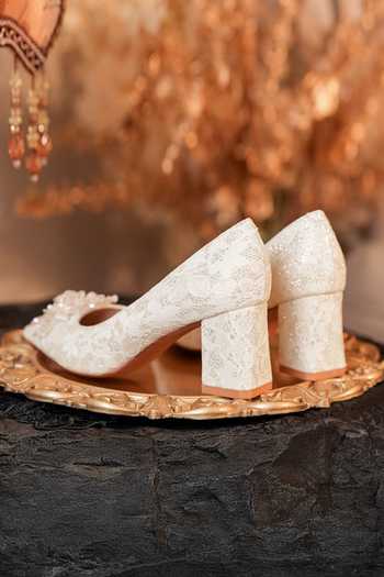 Ozzaro_Gold Phulkari Pointed Toe Block Heels _Online