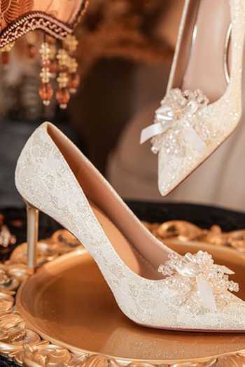 Shop_Ozzaro_Gold Heera Phool Pu Leather Heels _Online