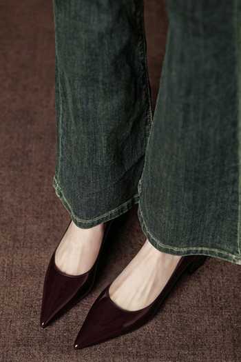Ozzaro_Wine Malkin Matte Block Heels 