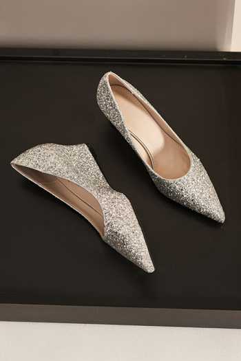 Ozzaro_Silver Shubh Glitter Finish Wedges _Online