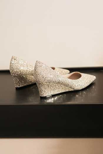 Buy_Ozzaro_Gold Shubh Glitter Wedges 
