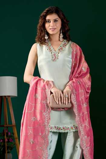 Shop_Damoiselle_Green Silk, Tissue V-neck Embroidered Kurta Set 