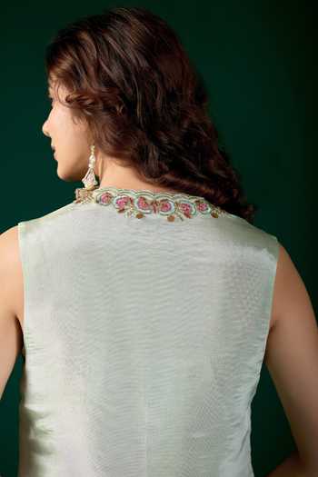 Damoiselle_Green Silk, Tissue V-neck Embroidered Kurta Set _Online