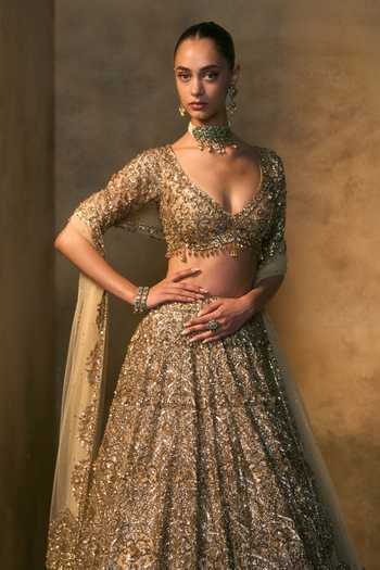 Buy_Angad Singh_Gold Net Sweetheart Neck Solstice Embroidered Bridal Lehenga Set 