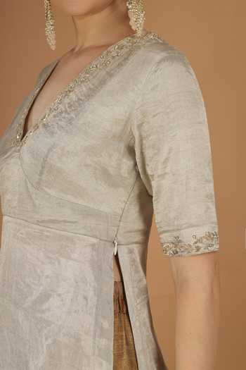 Buy_Vinusto_Silver Silk, Chanderi V-neck, Yes Zardozi Embroidered Kurta Sharara Set _Online