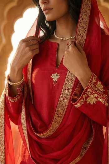 Vinusto_Red Chanderi, Tissue Split V-neck, Yes Embroidered Kurta Sharara Set _Online_at_Aza_Fashions