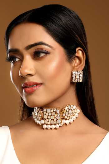 Buy_Hrisha_White Mother Of Pearl Embellished Choker Set _at_Aza_Fashions