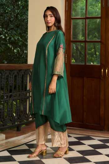 Shop_TA’Assur_Green Silk Round Neck, Yes Hand Embroidered Kurta Set _Online_at_Aza_Fashions