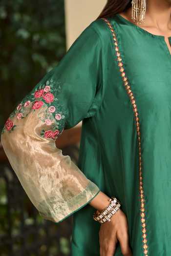 Buy_TA’Assur_Green Silk Round Neck, Yes Hand Embroidered Kurta Set 