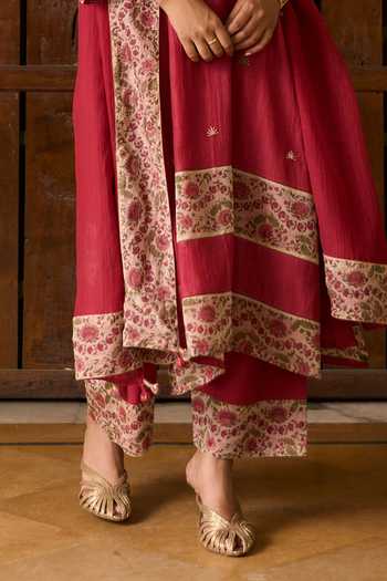 Shop_TA’Assur_Pink Chanderi Split V-neck Embroidered Kurta Set _Online_at_Aza_Fashions