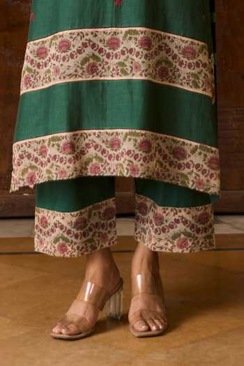 TA’Assur_Green Chanderi Split V-neck Hand Embroidered Kurta Set _Online_at_Aza_Fashions
