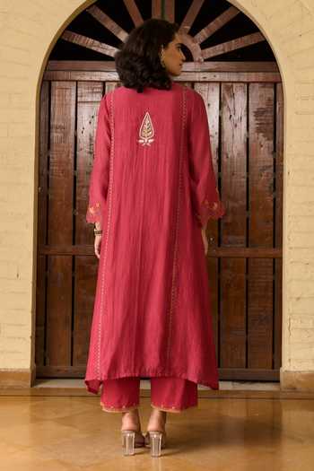 Shop_TA’Assur_Pink Chanderi Split V-neck Embroidered Kurta Pant Set _at_Aza_Fashions