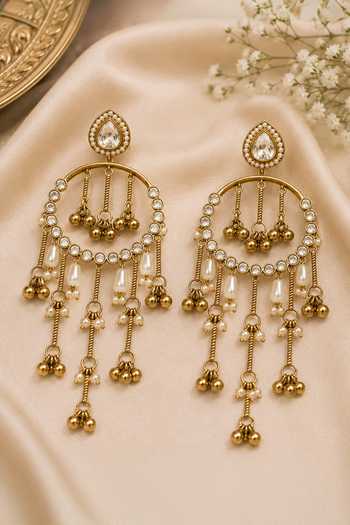 Shop_Vivinia By Vidhi Mehra_Gold Plated Kundan Tassel Drop Earrings _at_Aza_Fashions