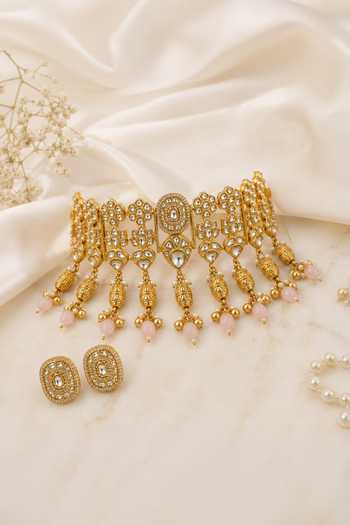 Shop_Vivinia By Vidhi Mehra_Gold Plated Kundan Embellished Choker Set _at_Aza_Fashions