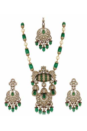 Shop_Vivinia By Vidhi Mehra_Emerald Green Semi-precious Stone Kundan Long Necklace Set _at_Aza_Fashions