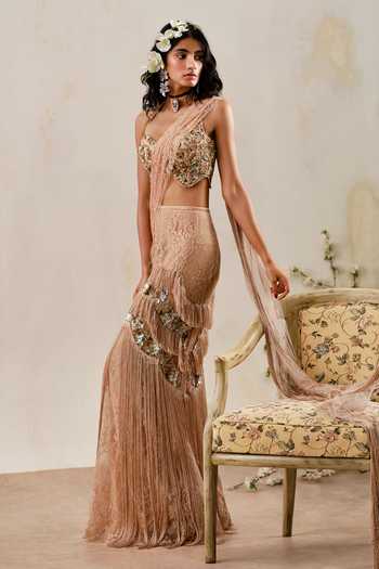 Shehlaa Khan_Gold Lace Sweetheart Neck Embellished Pre-draped Saree With Blouse _Online_at_Aza_Fashions