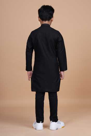 Shop_Raghavendra Rathore Blue_Black Silk, Cotton Geometrical Stitch Line Textured Kurta _at_Aza_Fashions