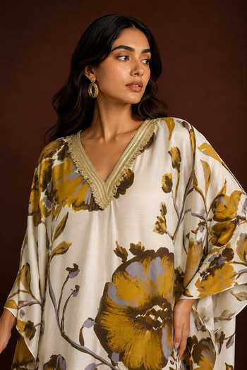 Poppi_Multi Color Silk, Bemberg V-neck Floral Print Kaftan _Online_at_Aza_Fashions