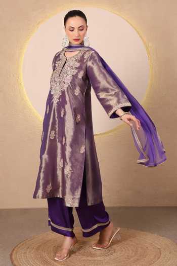 Tanu Malhotra_Purple Tissue, Modal, Satin, Net Split V-neck Embroidered Kurta Set _at_Aza_Fashions