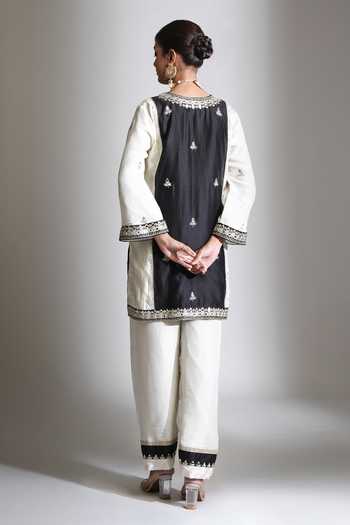 Shop_Tanu Malhotra_Black Tissue, Organza V-neck Mirror Embroidered Kurta Salwar Set _at_Aza_Fashions