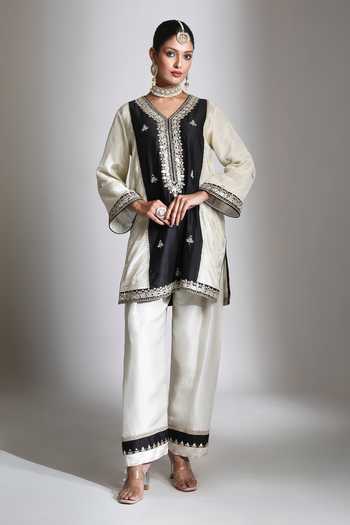 Buy_Tanu Malhotra_Black Tissue, Organza V-neck Mirror Embroidered Kurta Salwar Set _Online_at_Aza_Fashions