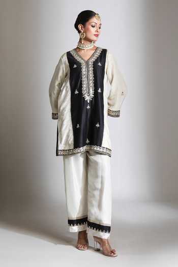 Shop_Tanu Malhotra_Black Tissue, Organza V-neck Mirror Embroidered Kurta Salwar Set _Online_at_Aza_Fashions