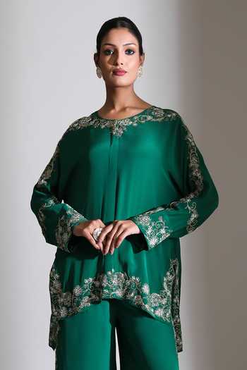 Buy_Tanu Malhotra_Green Crepe Round Neck Neckline Embroidered Top And Pant Set 