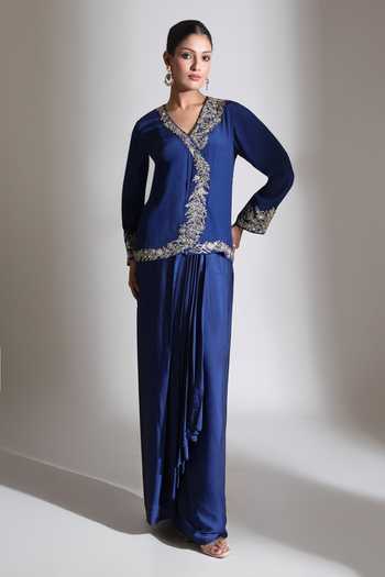 Buy_Tanu Malhotra_Blue Crepe, Satin, Modal V-neck Placement Embroidered Jacket And Skirt Set _at_Aza_Fashions