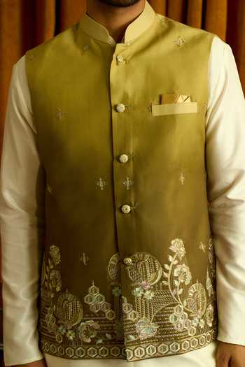Arihant Rai Sinha_Off White Silk Thread And Sequin Embroidered Nehru Jacket Set _at_Aza_Fashions