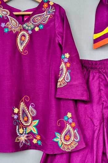 Buy_Label Neeti_Purple Silk, Cotton Paisley Embroidered Kurta Palazzo Set _Online_at_Aza_Fashions