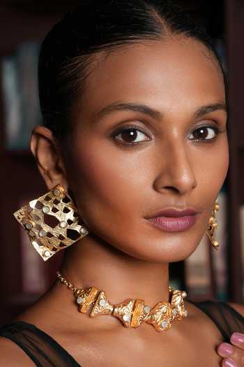 Buy_Cao Jewellery_Gold Plated Geometric Motif Choker Set _Online_at_Aza_Fashions