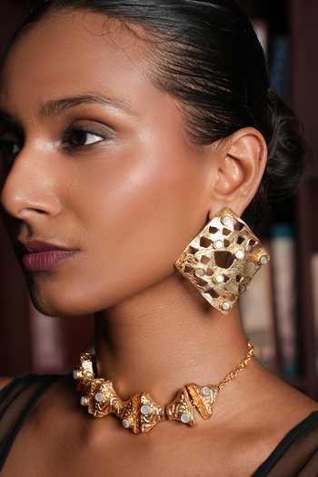 Shop_Cao Jewellery_Gold Plated Geometric Motif Choker Set _Online_at_Aza_Fashions