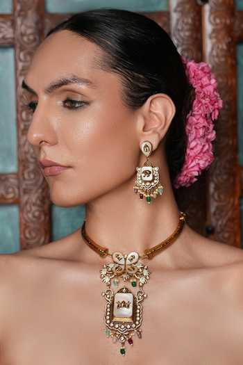Shop_Cao Jewellery_Multi Color Mother Of Pearl Embellished Pendant Necklace Set _at_Aza_Fashions