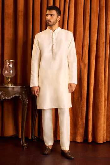 Shop_Arihant Rai Sinha_Off White Silk Thread And Sequin Embroidered Nehru Jacket Set _at_Aza_Fashions