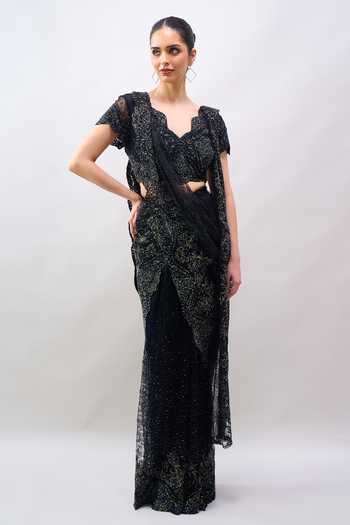 Tarun Tahiliani_Black Sweetheart Neck Embroidered Blouse And Saree Set _Online