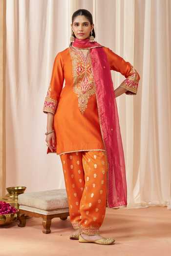 Buy_Sheetal Batra_Orange Silk, Chanderi, Banarasi Split V-neck Adeela Kurta Set _at_Aza_Fashions