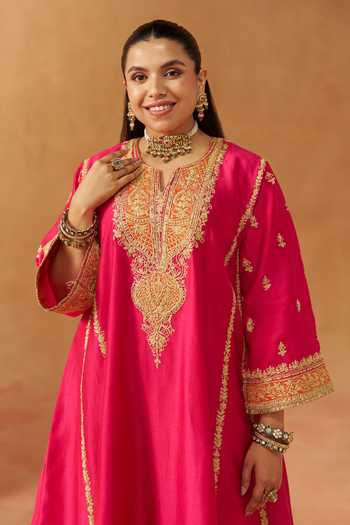 Shop_Sheetal Batra_Pink Silk, Chanderi Split V-neck Maahgul Embroidered Kurta Set _Online_at_Aza_Fashions