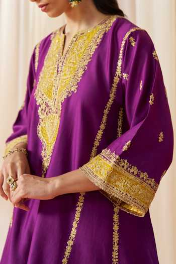 Buy_Sheetal Batra_Purple Silk, Chanderi Split V-neck, Yes Maahgul Kashmiri Tilla Kurta Set _Online_at_Aza_Fashions