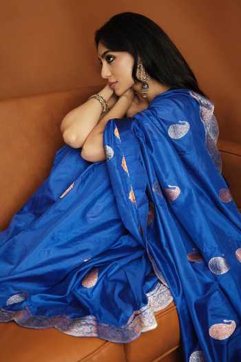 Buy_Ekaya Banaras_Blue Silk Paisley Motifs Handwoven Saree With Unstitched Blouse Fabric _at_Aza_Fashions