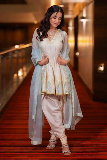 Buy_Esha Koul_Off White Organza, Chanderi Embroidery, Gota Patti Peplum Kurta And Salwar Set _at_Aza_Fashions