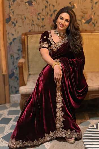 Buy_Sabe_Wine Velvet Zari, Embroidery Plunge Neck Floral Zardozi Saree Set _at_Aza_Fashions
