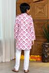 Shop_Free Sparrow_White Cotton Printed Jaipuri Floral Raspberry Pathani Kurta Set_at_Aza_Fashions
