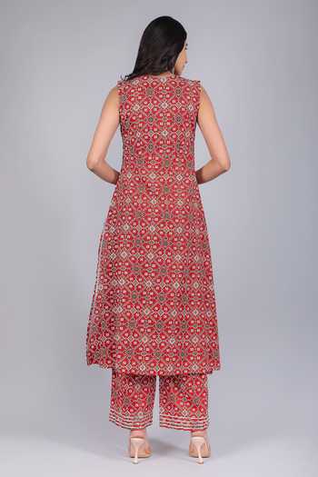 Shop_Pomcha Jaipur_Red Cotton Gota Patti V-neck Vanya Printed Kurta And Pant Set _at_Aza_Fashions