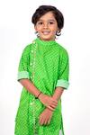 Shop_Vivedkids_Green Cotton Printed Bandhani Kurta _at_Aza_Fashions