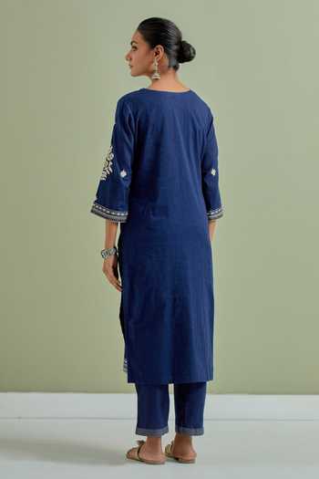 Shop_Priya Chaudhary_Blue Cotton Embroidery Round Neck Kurta And Pant Set _at_Aza_Fashions