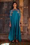 Shop_Shikha Mehta_Green Silk Chanderi Thread Stand Collar Tunic And Pyjama Set _at_Aza_Fashions